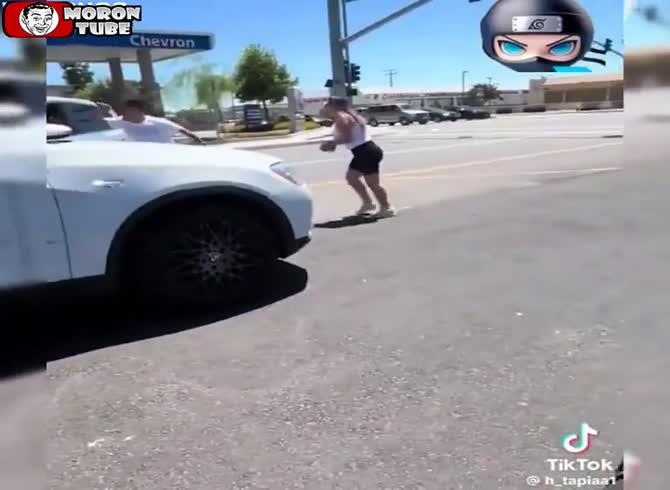 Video :California road rage incident - several stab wounds